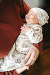 Luxe Stretch Newborn Gown & Hat Set- Country Toile 0-3M