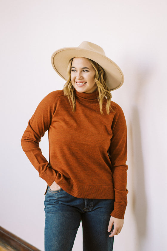 Raglan Merino Turtleneck